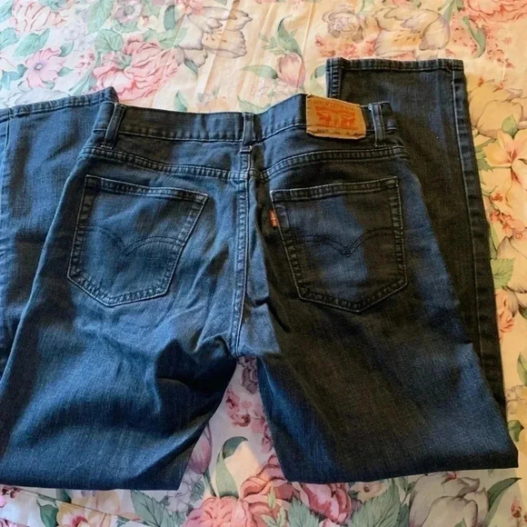 Levi Blue Ladies 541 Athletic Fit Size 16 Reg - Picture 2 of 7